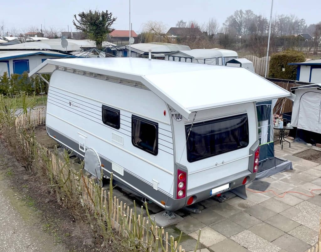 Schutzdach für Wohnwagen