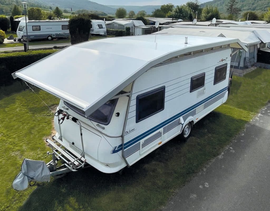 Schutzdach für Wohnwagen