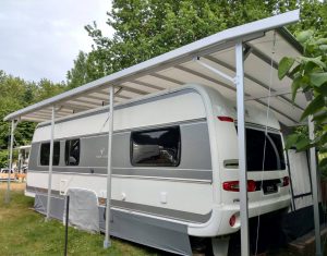 TWINTOP selbststehend-aufliegendes Schutzdach mit Design-Regenrinne
