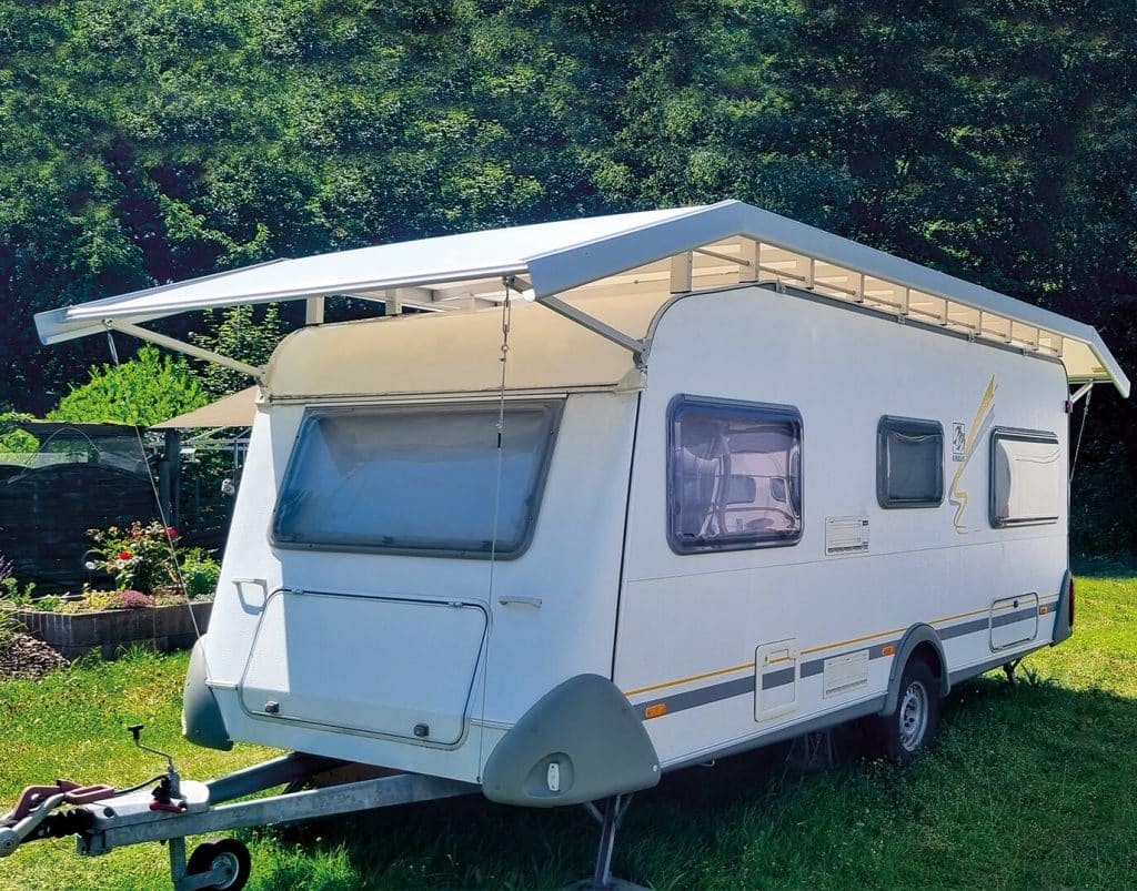 Schutzdach für Wohnwagen