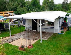 TERRATOP Terrassenüberdachung mit Designregenrinne