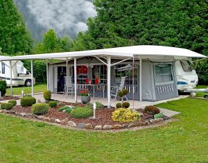 TWINTOP TRIPLE Schutzdach mit Design-Regenrinne