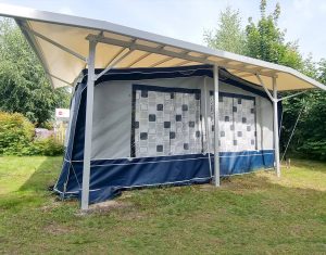 TWINTOP Schutzdach mit Designregenrinne